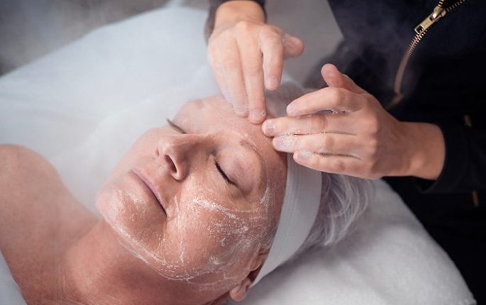 01-service-header_01_age-defy_700x450